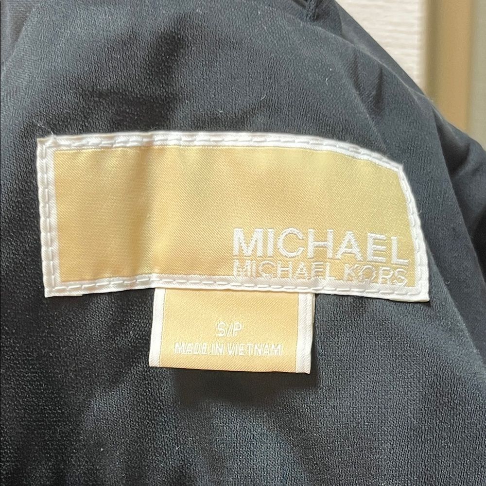 Michael Michael Kors Double-Breasted Trench Coat - Picture 11 of 13